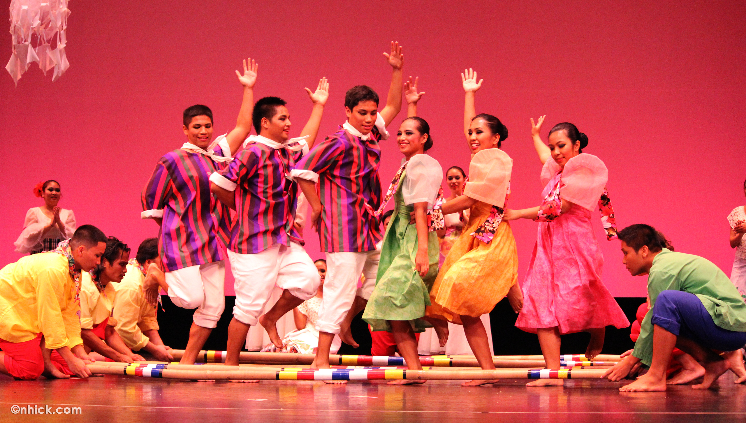 Tinikling - Philippine Performing Arts Company